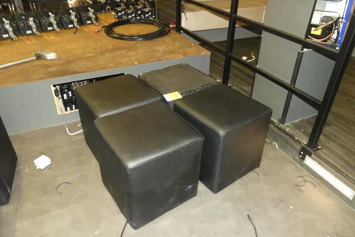 4x Hocker/Würfel